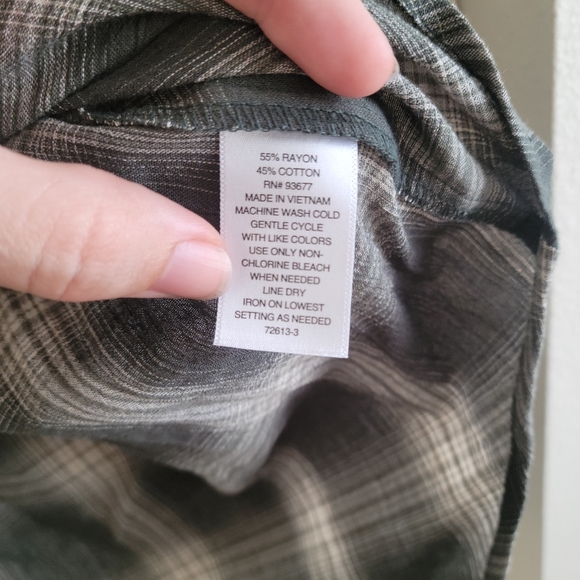 🖤Ana olive plaid blouse - Picture 5 of 7